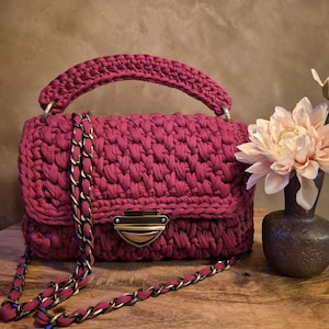 Luxus-Tasche handgemachte gehäkelte Schulter & Crossbody Geldbörse, stilvolle gestrickte Garnhandtasche, Geschenk für sie, Geburtstagsgeschenk-Kleidertasche