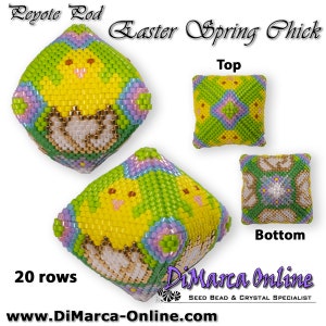 Peut inclure: Un coussin de Pâques en forme de poussin brodé de perles, avec un motif de poussin jaune, un fond vert et blanc, et un motif de 20 rangées. Le coussin est présenté en trois vues : dessus, dessous et côté. Le texte "Easter Spring Chick" est en haut de l'image. Le texte "Top" est au-dessus de la vue du dessus du coussin. Le texte "Bottom" est en dessous de la vue du dessous du coussin. Le texte "20 rows" est en dessous de la vue de côté du coussin. Le texte "DiMarca Online" est en bas de l'image.