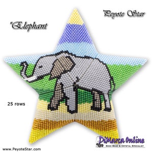 Op de afbeelding: Een ster van kralen met een olifantontwerp in tinten grijs, groen, blauw, geel en bruin. De ster is 25 rijen hoog en is gelabeld "Peyote Star" en "Elephant".