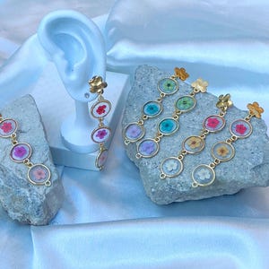 Handmade Floral Earrings with Real Dried Flowers - Golden Flower Design | Resin Jewelry | Original Gift Idea for Women