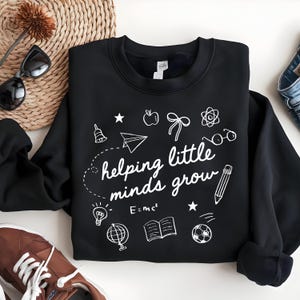 Helping Little Minds Grow PNG, Coquette Teacher Name SVG, Coquette Pencil Bow Png, Trendy Back to School Png,Teacher Appreciation Gift Shirt