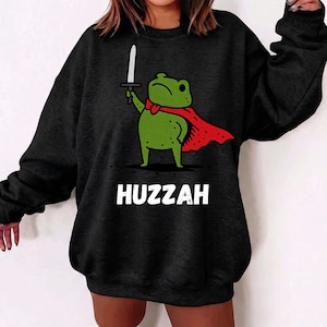 Huzzah Frog Knight PNG, Huzzah Frog with Sword PNG, Diseño de camiseta de rana medieval, Rana de feria renacentista PNG, Meme Weirdcore, Sublimación PNG