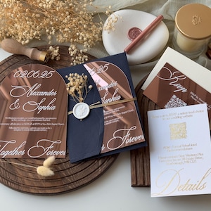 Elegante Rose Gold Spiegel Acryl Hochzeitseinladungen mit Details Karte, Bogen Hochzeit lädt Set, Faire Teil Mariage, Sweet 16 Einladung