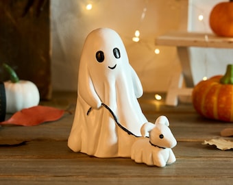 Statuetta fantasma in resina con cane: decorazione spettrale di Halloween
