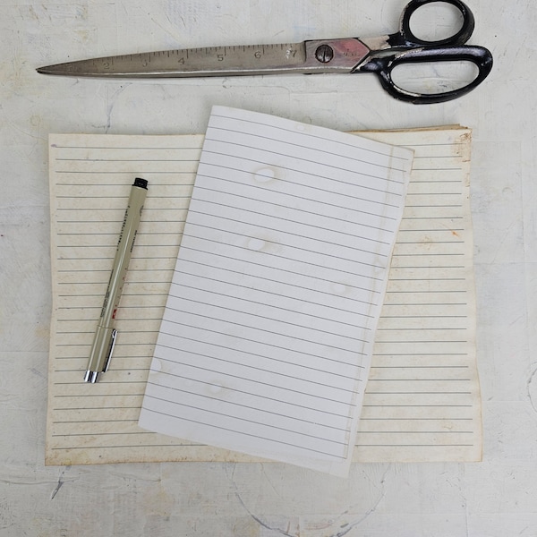 Tea dyed VERTICAL LINED paper - bundle of 25, full page, double-sided, for journals, bookbinding