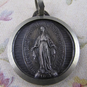 Vintage Miraculous Medal Pendant Religious Charms Jewelry Supplies Catholic Medals Rosary Parts