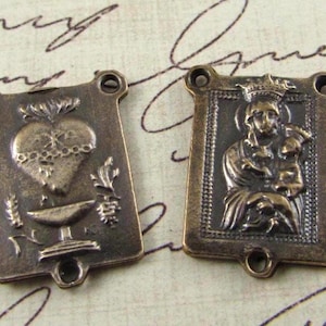 Small 3/4-inch Solid Bronze Sacred Heart Rosary Center Connector Two-Sided Link Rosary Parts Catholic Jewelry Centerpieces Religious Jewelry