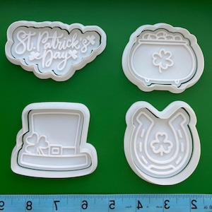 St. Patrick’s Day Cookie Cutters with Stamp