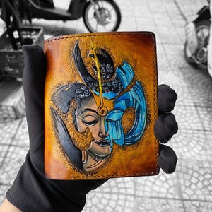 Cartera larga tallada en cuero de Buda, billetera plegable vertical, billetera tallada a mano, billetera de cuero italiano curtido con vegetales para hombres y mujeres