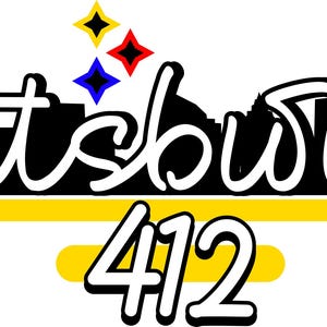 Peut inclure: Silhouette noire et blanche de l'horizon de Pittsburgh avec le mot "Pittsburgh" en écriture cursive blanche et le nombre "412" en blanc en dessous. L'horizon est surmonté de quatre étoiles en rouge, bleu, jaune et noir.
