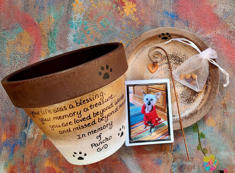 Pet sympathy gift planter personalized for dog or cat loss with memorial message
