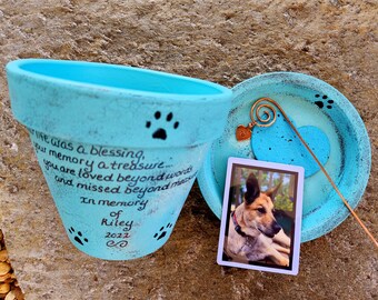 Pet Memorial with Photo, Pet Memorial Planter, Memorial Gift Dog, Memorial Gift Cat, Garden Pet Memorial, Sympathy Dog Loss, Sympathy Cat