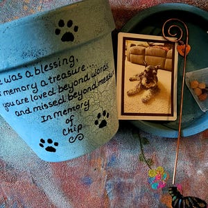 Pet sympathy gift planter personalized for dog or cat loss with memorial message