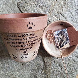 Dog Sympathy Gift Planter, Pet Memorial with Photo, Pet Memorial Planter, Memorial Gift Dog, Memorial Gift Cat, Garden Pet Memorial gradient bronze
