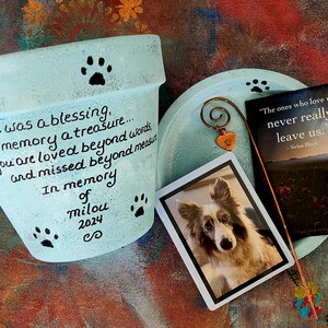 Pet sympathy gift planter personalized for dog or cat loss with memorial message
