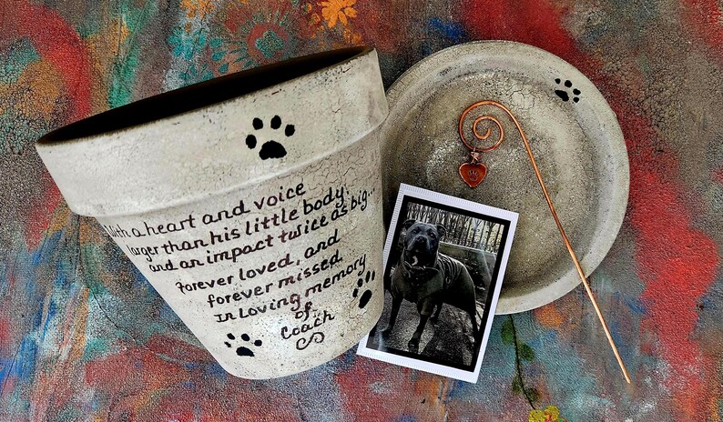 garden pet memorial planter with custom name