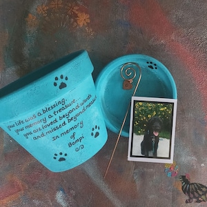 Pet sympathy gift planter personalized for dog or cat loss with memorial message