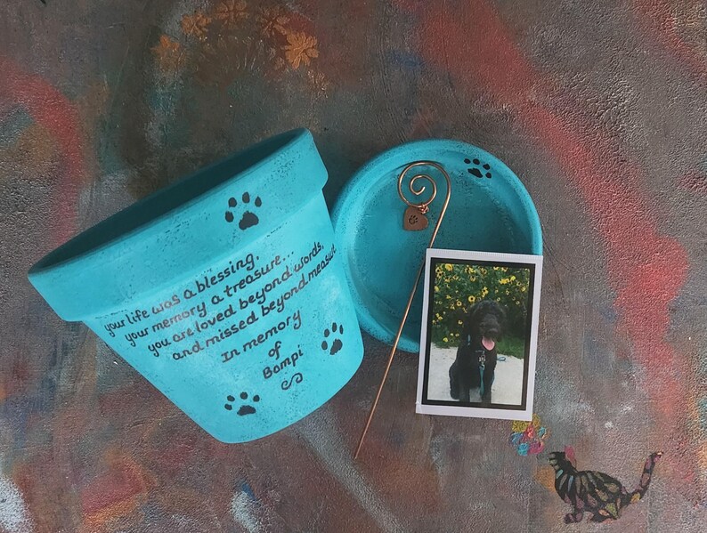 Pet sympathy gift planter personalized for dog or cat loss with memorial message