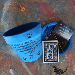 Pet sympathy gift planter personalized for dog or cat loss with memorial message
