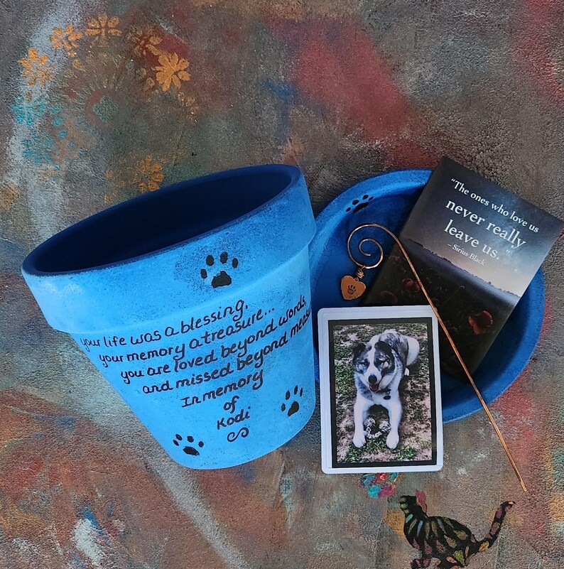 Pet sympathy gift planter personalized for dog or cat loss with memorial message