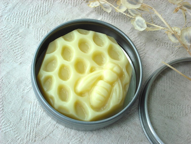 Solid Lotion Bar / 25+ Scent and Design Choices / Shea and Cocoa Butter Body Butter honeycomb/bee