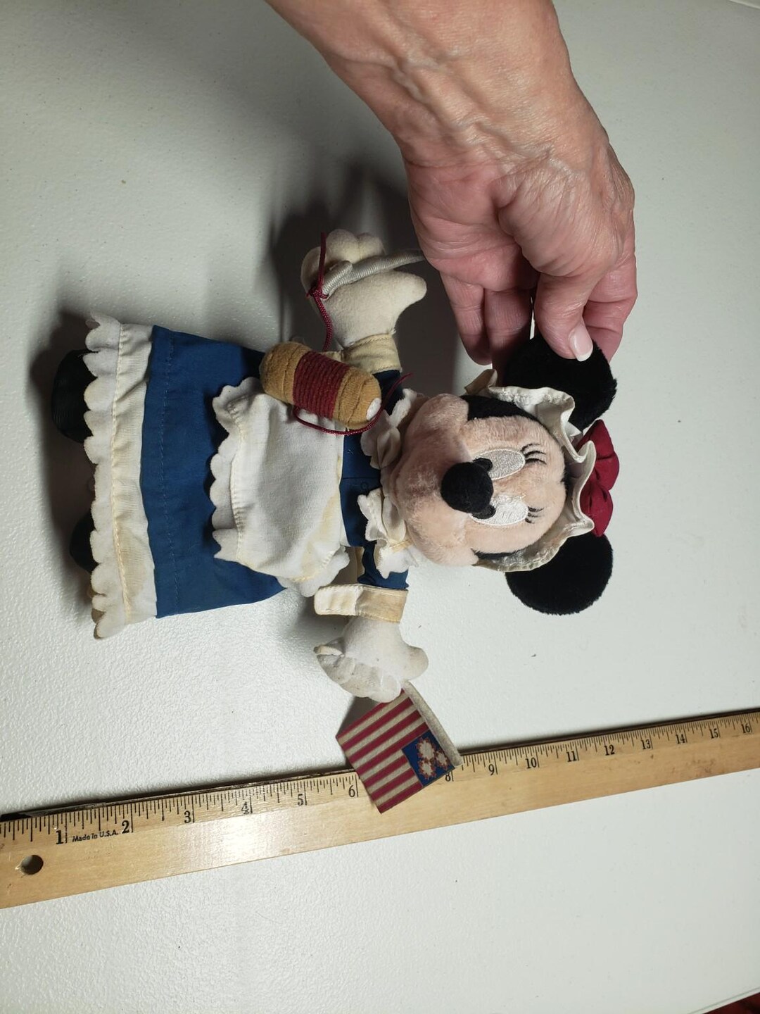 Vintage Walt Disney World Minnie Mouse Plush – Colonial Americana ...