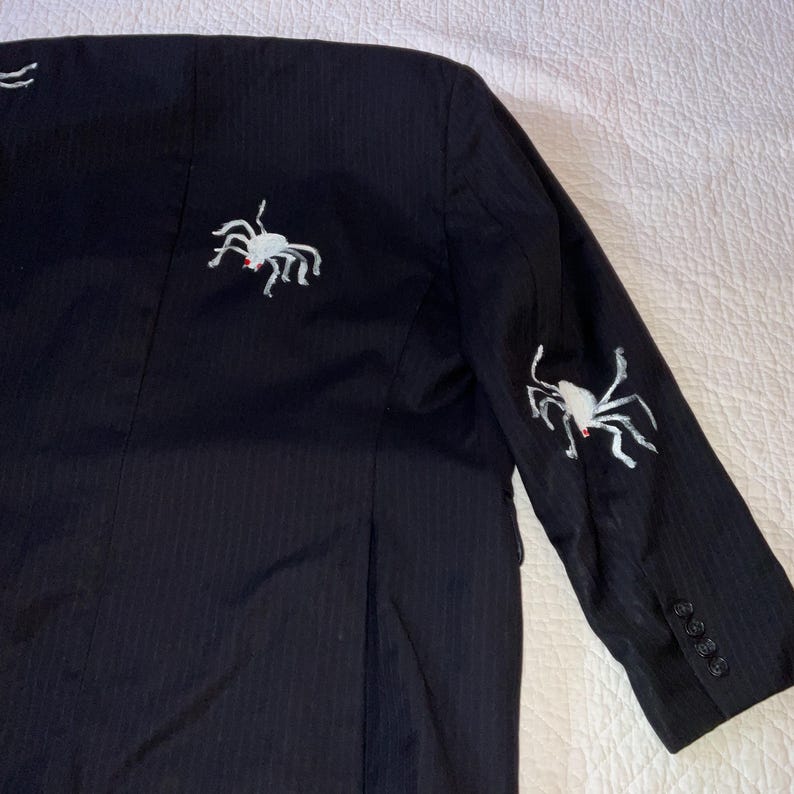 Spider mens jacket unique Halloween costume mens size large black white hand painting afbeelding 8