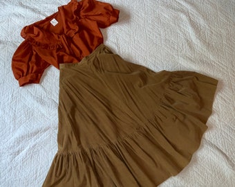 Prairie western costume women 6 S tan skirt rust top outfit pioneer