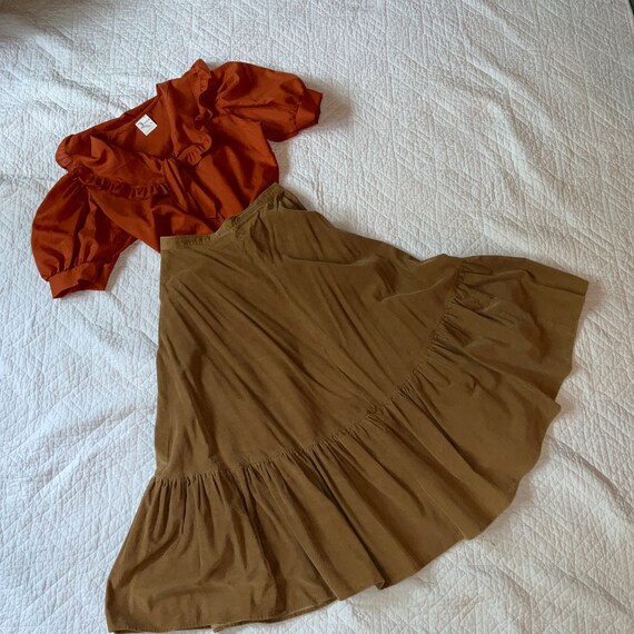 Prairie western costume women 6 S tan skirt rust … - image 1