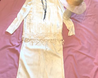 Vintage 1920s Flapper Dress & Hat: Ivory Gatsby Costume, Size 8-10