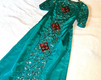 Halloween Wicked Witch Elphaba Costume Dress Womens Size S M 6 8?green Sequin Velour Long Gown OZ Core Wicked Core Townspeople - Etsy Halloween Wicked Witch Elphaba Costume Dress Womens Size S M 6 8?green Sequin Velour Long Gown OZ Core Wicked Core Townspeople - Etsy