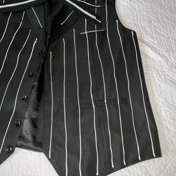 Jack Skellington mens VEST Halloween costume mens s… Gem