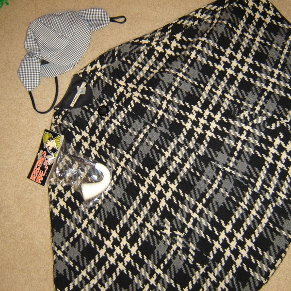 Costume Halloween Sherlock Holmes unique cape, hat pipe womens M mens S