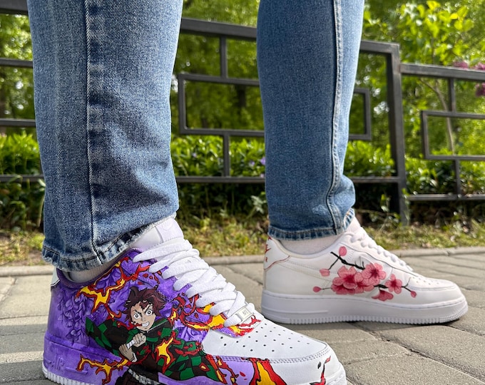 Custom Hand-Painted Sneakers – Personalized Art, Unique Footwear Gift