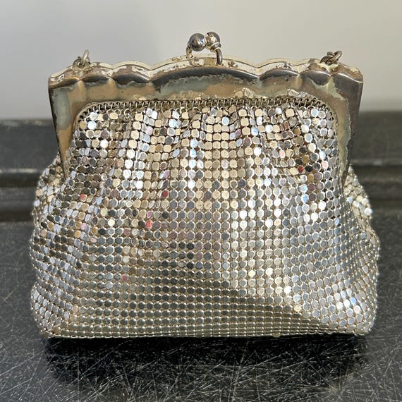 Vintage 40s Whiting and Davis Small Silver Mesh M… - image 5