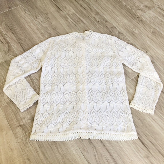 60s White Crochet Cardigan Sweater Blouse XS S - image 4