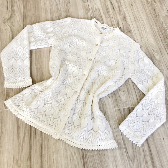 60s White Crochet Cardigan Sweater Blouse XS S - image 1
