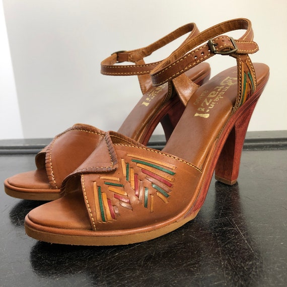 70s Wood Heel Leather Huarache Sandals + Box DEAD… - image 3