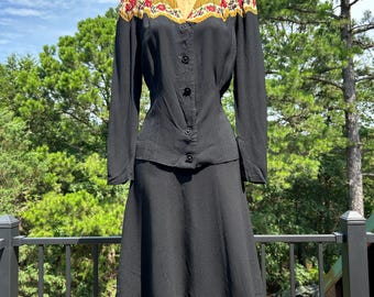 Vintage jaren 30/40 crêpe rayon folkloristisch gebloemd topje + rok 2-delige kostuumset L XL