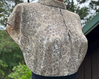 Vintage 40s Silky Rayon Mythical Novelty Print Blouse XS