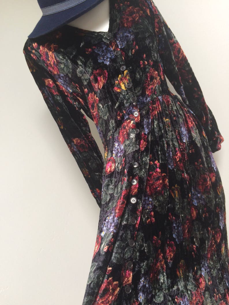 Perfect vintage 90s dress