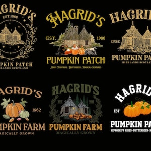 Può includere: Sei grafiche su sfondo nero, ognuna con il testo "Hagrid's" e "Pumpkin Patch" o "Pumpkin Farm". I disegni presentano illustrazioni di zucche, capanne e testo come "Highlands Scotland" e "Magically Grown".