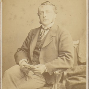 Victorian Photo, Cabinet Card, Gentleman in Chair, , Reading A Letter, Striped Tie, WE Debenham, Londres