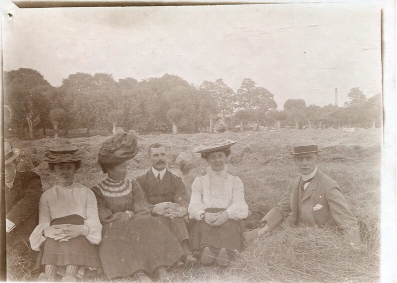Fancy Dress, Big Hats A Family Gathering Edwardian Ladies Real Photo Everyday Life In The Hay Edwardian Life Gentleman