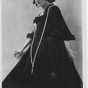 Actriz estadounidense de RPPC, Doris Keane, vestido oscuro, estrella de teatro, J Beagles & Co