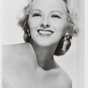 RPPC, Ilona Massey  Hollywood Actress, Film Star, Hollywood, Picturegoer, United Artists #2