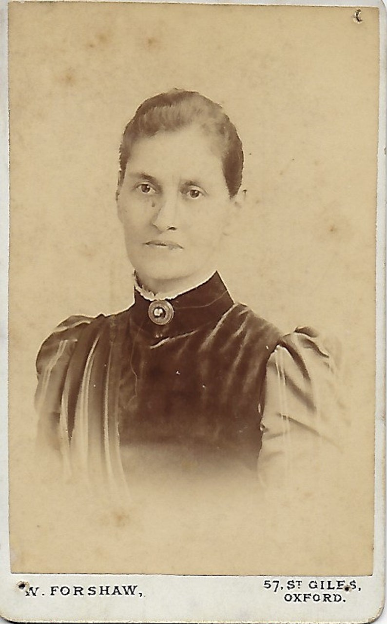 CDV Studio Portrait Young Lady Victorian Fashion W Forshaw Broche Velvet Dress Oxford Social History