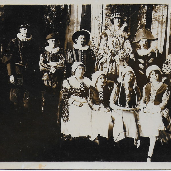 Vintage Photo, Theatre Group, Actors, Actresses, Elizabethan Play, All The Worlds a Stage