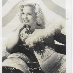Vintage Photograph, Marilyn Maxwell  Hollywood Actress, Film Star, Hollywood,  Pre Printed signature