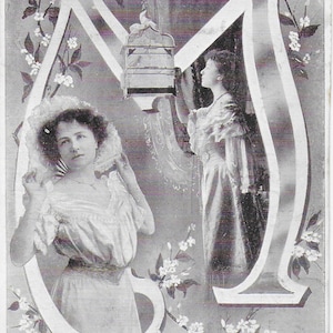 RPPC, aktorka Miss Mary Mackenzie, duża litera M, moda edwardiańska, gwiazda teatru, słynna piękność, opublikowana w 1906 r. seria powieści Dainty